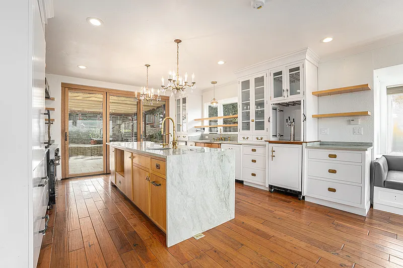 Thumbnail 15
