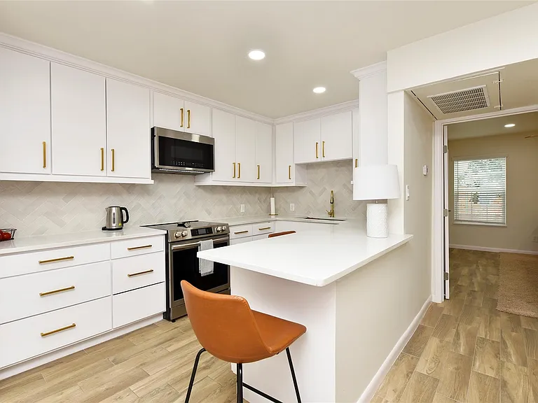 3224 Timmons Ln #112 — Photo 12