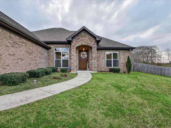 18 County Road 1072, Thorsby, AL 35171