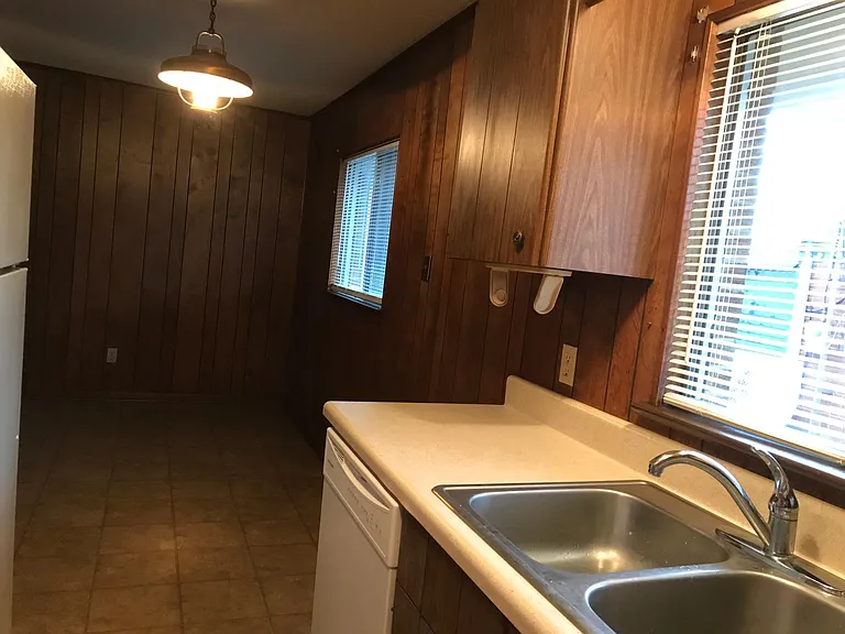 18 Tunnel Blvd — Photo 13
