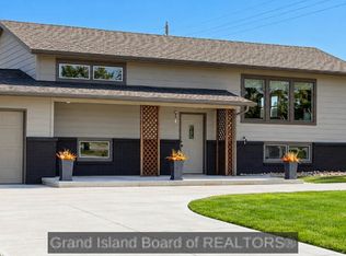 1603 N Taylor Ave, Grand Island, NE 68803