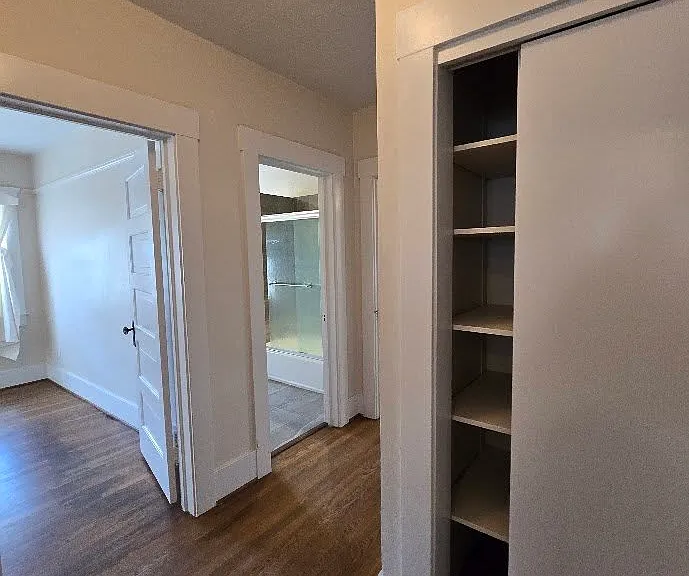 912 E Terrace Ave — Photo 18