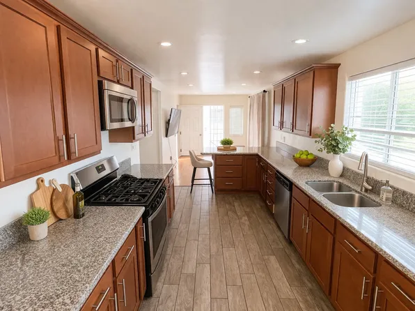 1209 Locust St, San Diego, CA 92106