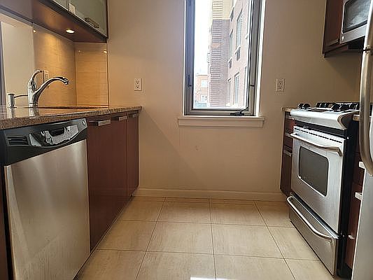 5th image of 3330 61st St #201