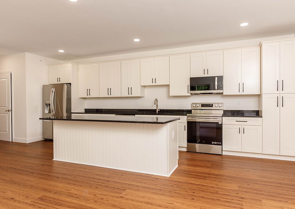 1st image of 150 State Rd E #9