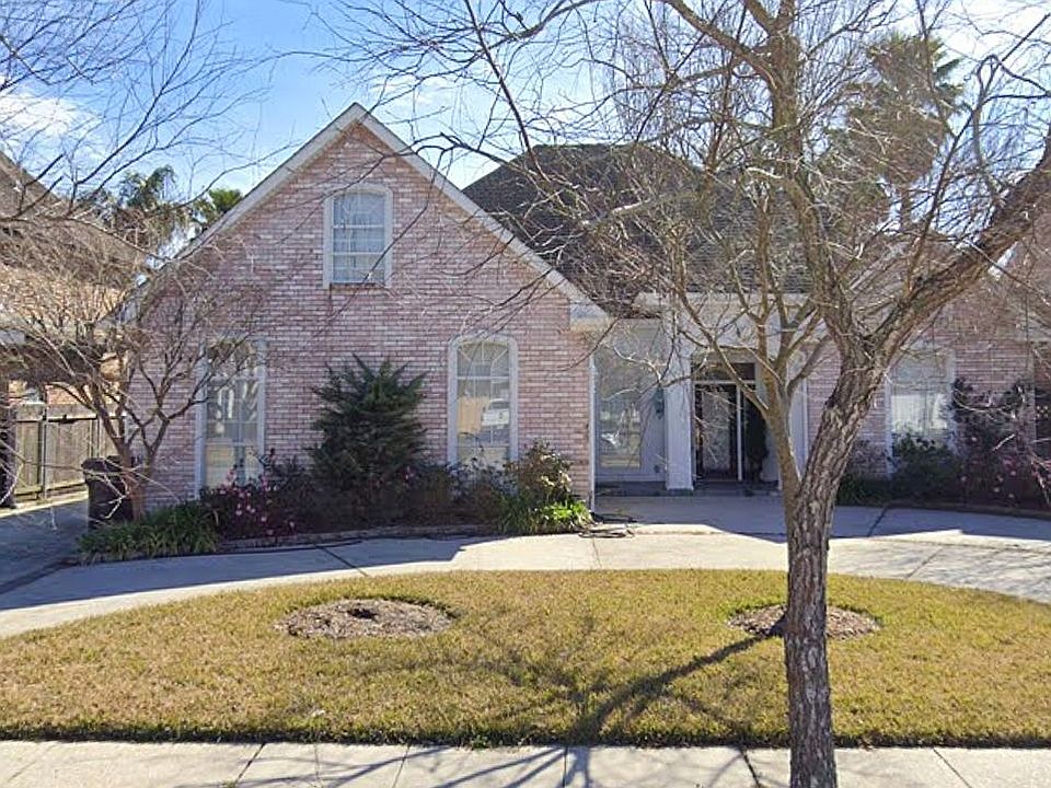 2nd image of 2213 Etienne Dr