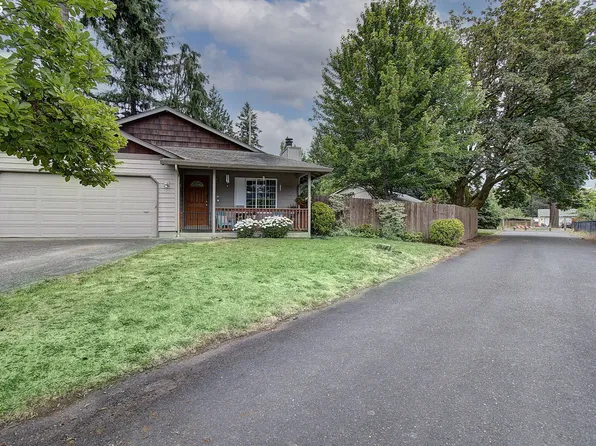 3909 NE 136th Ct, Vancouver, WA 98682