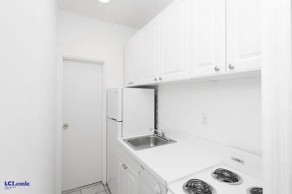 Rented by LC Lemle Real Estate Group | media 13