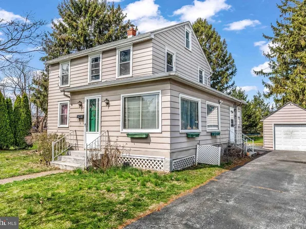 136 Linglestown Rd, Harrisburg, PA 17110