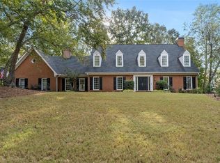 8705 River Bluff Ln, Roswell, GA 30076