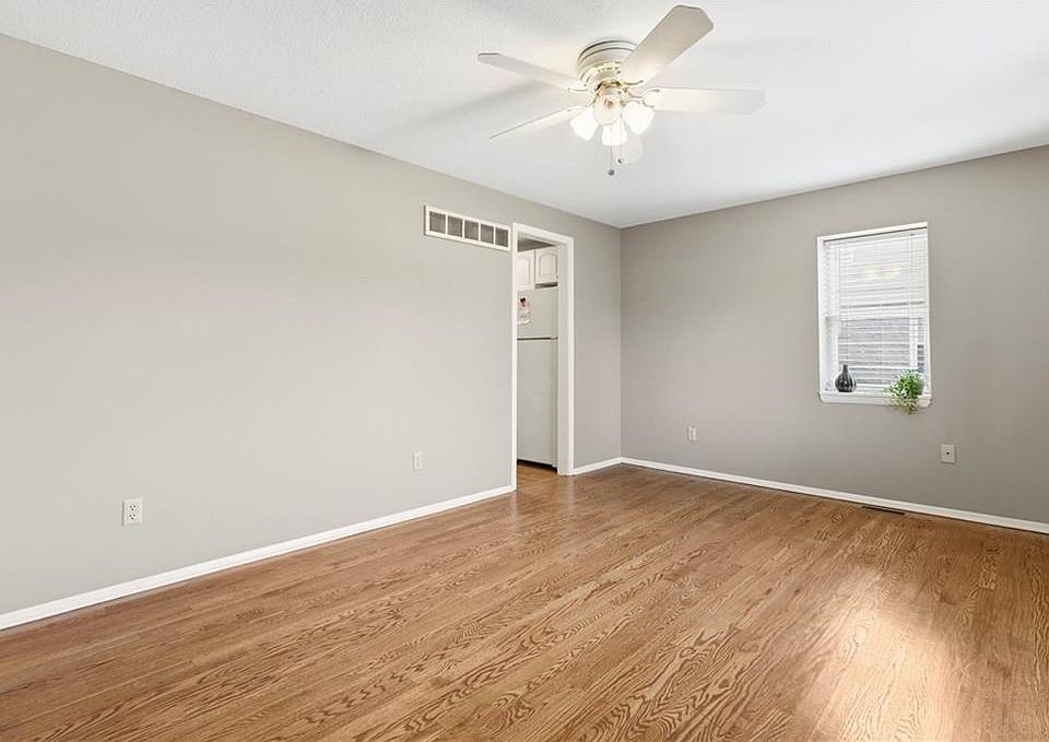 1st image of 2509 S Sterling Ave