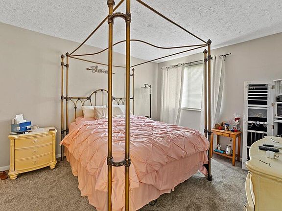 4th image of 70 View Terrace Dr Ste 2