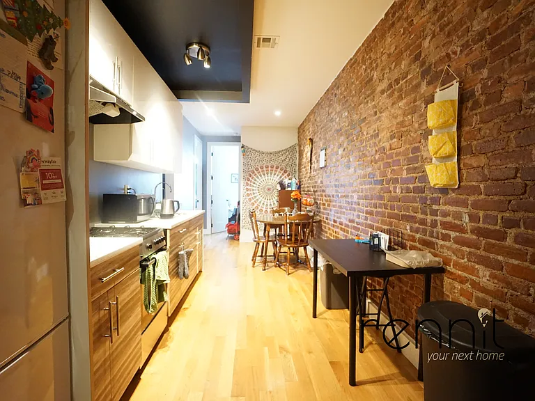 638 Wilson Ave #2L — Photo 14