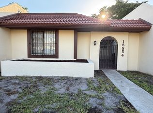18854 NW 65th Ct, Hialeah, FL 33015