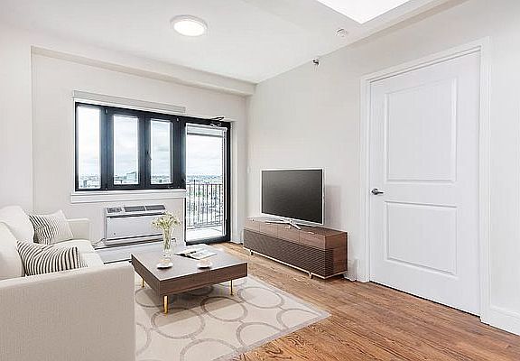 3rd image of 27-17 21st St #8W
