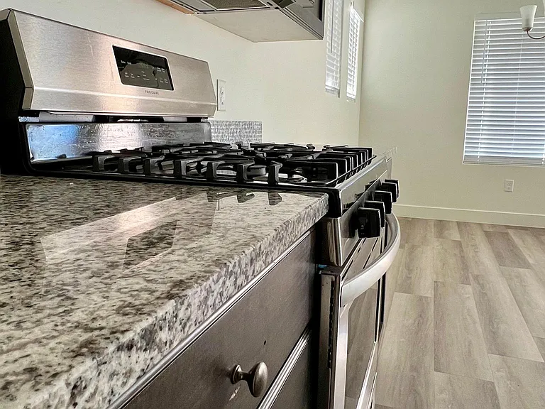 3128 E Halo Ln — Photo 10