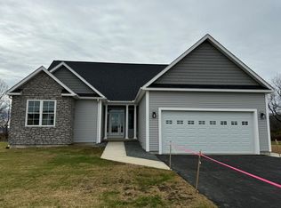 6 Quarry Ln, Horseheads, NY 14845