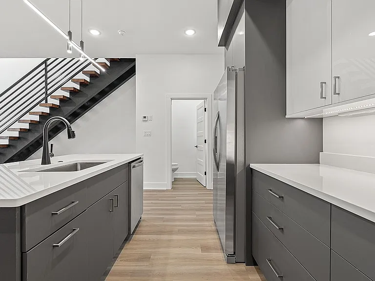 Edge Luxury Townhomes — Photo 21