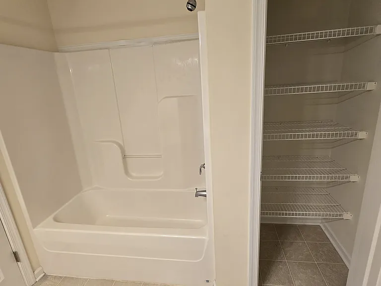 2743 Keebler Ct — Photo 14