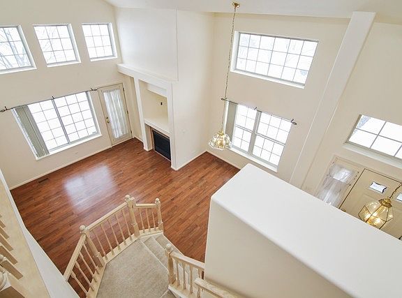 5th image of 4526 Concord Ln #M