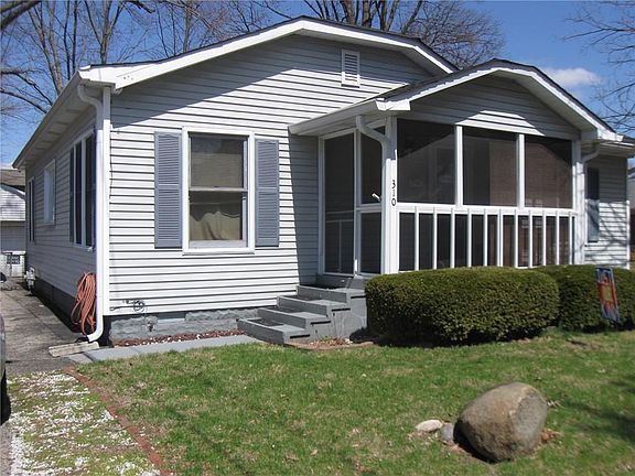 2nd image of 310 Park Dr