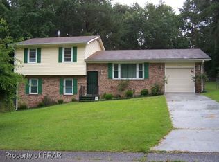 7591 Levi Rd, Fayetteville, NC 28314