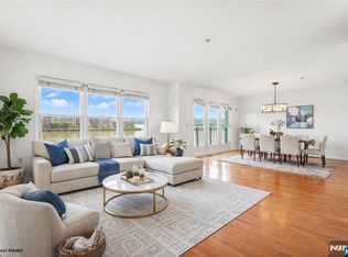 252 The Promenade #9, Edgewater, NJ 07020