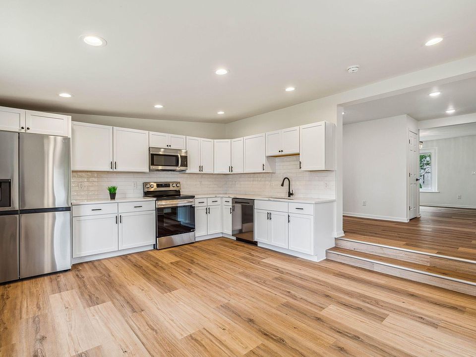1st image of 691 Elizabeth Ave
