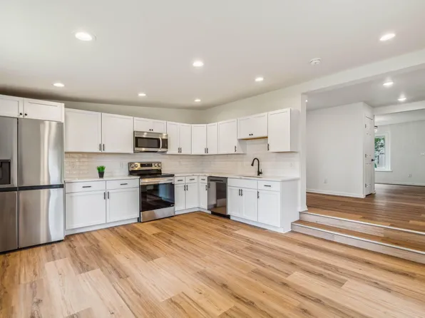 691 Elizabeth Ave, Columbus, OH 43213