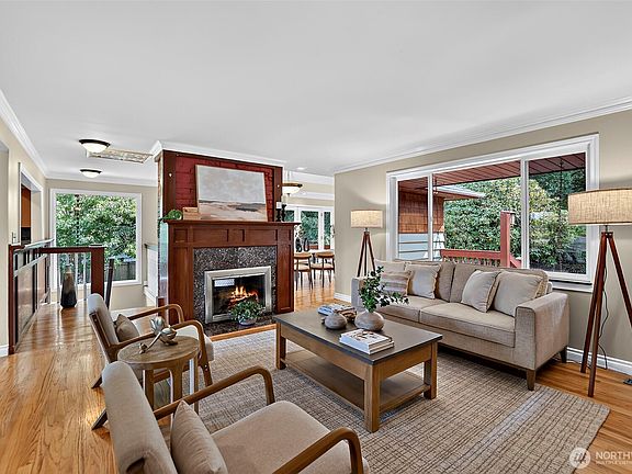 4th image of 18973 8th Avenue SW