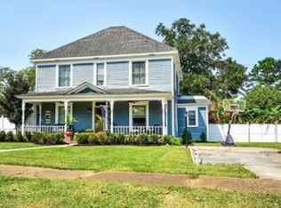 512 2nd St, Jennings, LA 70546