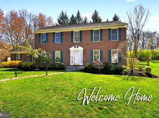 7 Villa Dr, Princeton Junction, NJ 08550