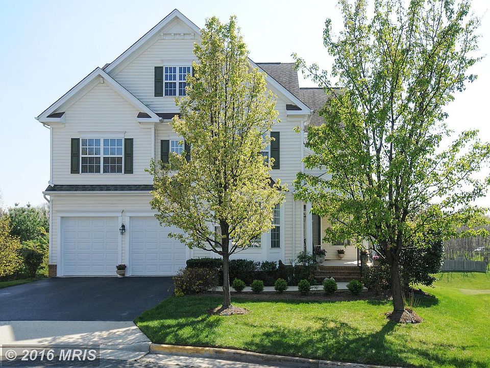 1st image of 45805 Briar Oak Ln
