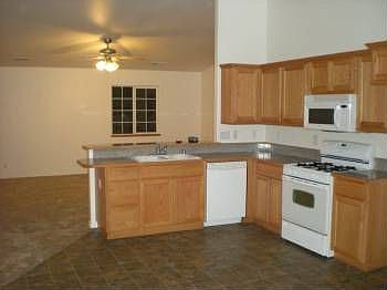 2nd image of 88 Painter St