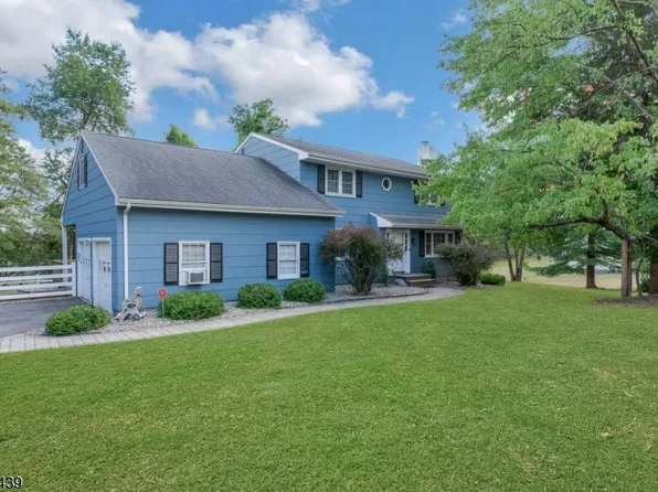 20 Oriole Lane, Branchburg Twp., NJ 08876