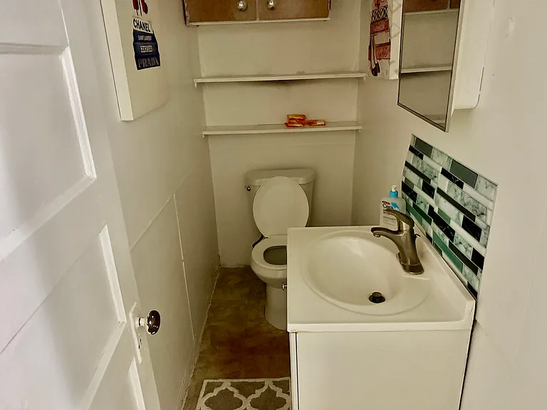 1545 W Passyunk Ave #1 — Photo 4