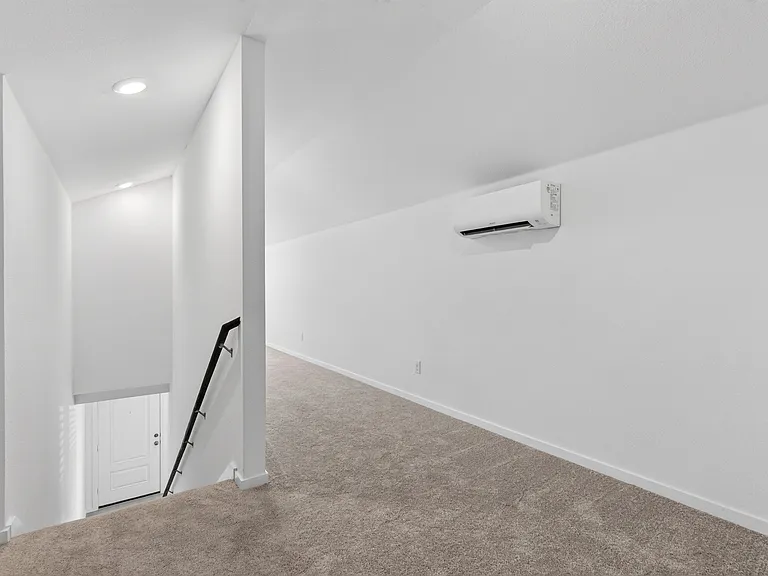 1031 Bishop Creek Dr — Photo 18