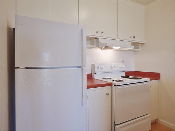 5th image of 1135 Ellis St APT A209