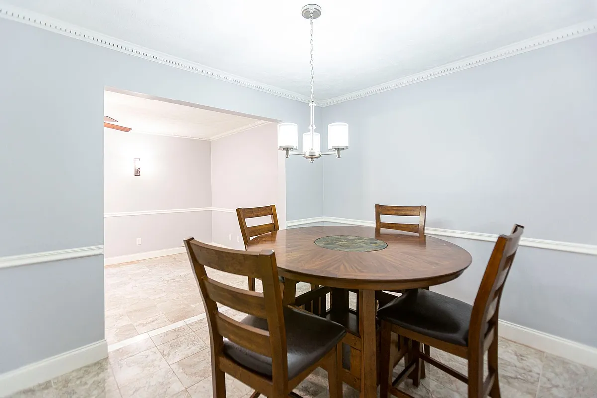 Building Photo - 2446 Lehaven Dr