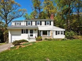 18 Lafayette Rd, Larchmont, NY 10538