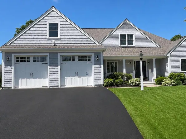 10 Albert Lane, Teaticket, MA 02536