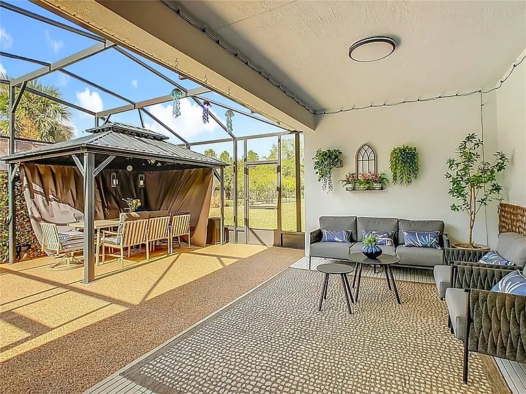 790 Carmel Ln — Photo 45