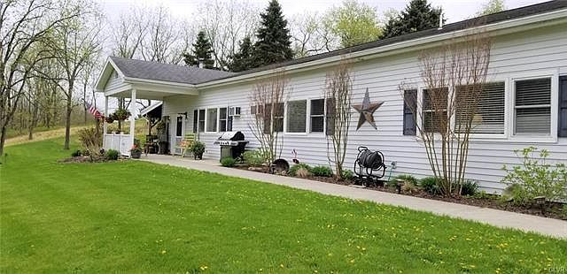1st image of 540 Ashwood Dr