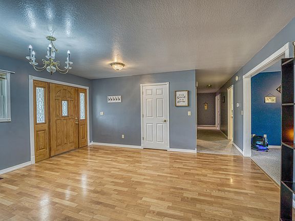 4th image of 6741 Oakwood Dr