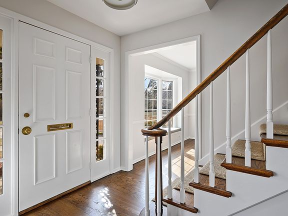 3rd image of 2018 Elmwood Ave