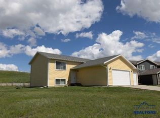 752 Bear Tooth Ct, Box Elder, SD 57719