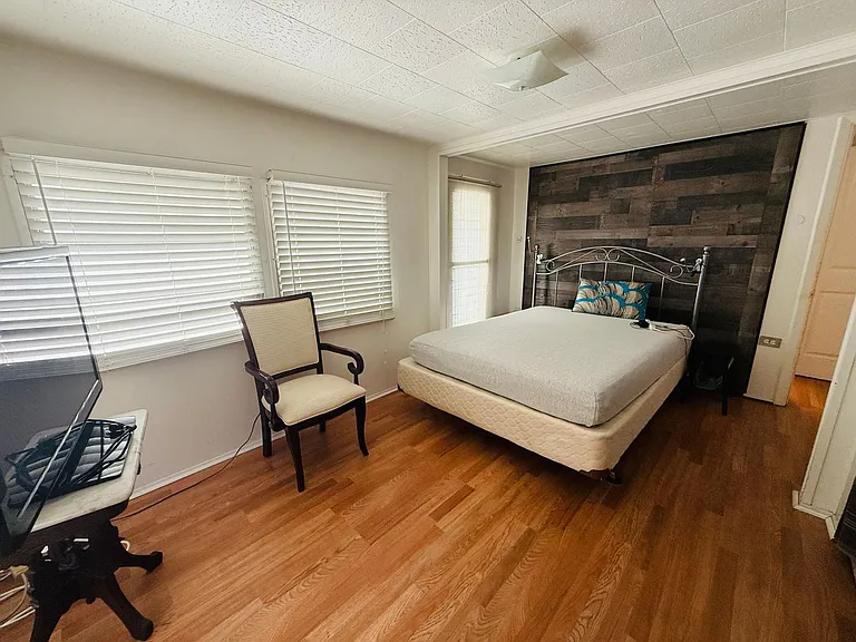 4851 W Gandy Blvd #B3-L15 — Photo 16