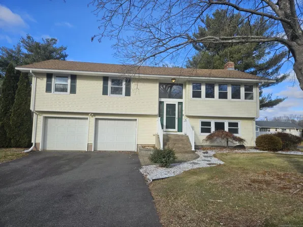 8 Robin Road, Vernon, CT 06066