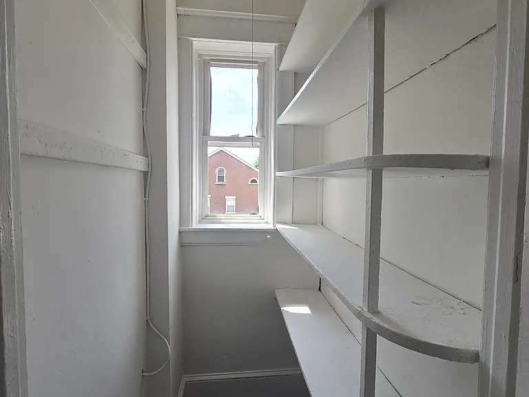 24 Barclay St #2D — Photo 6
