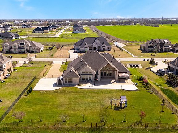 5th image of 4601 Whitestone Dr